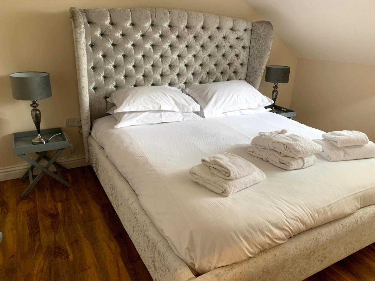 Apartment 5 - Two Bedroom Luxury Apartment Close To Town, Mainline Rail & Theatre Stylish And Comfortable Darlington  Exterior photo